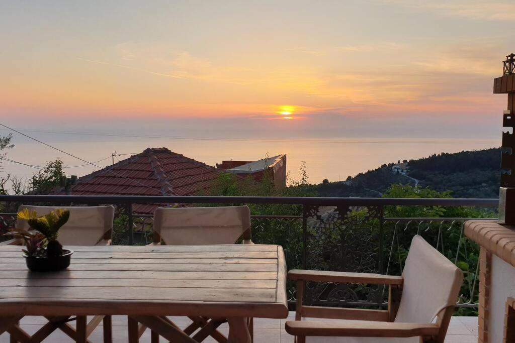 Holiday home Pure Blue House Athanion